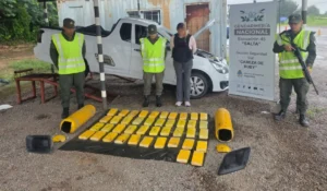 Detienen mujer con cocaína camioneta en ruta hacia Córdoba