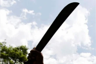 Hermana amenaza con machete en Humahuaca: investigan caso de violencia
