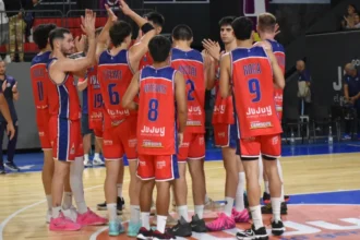Jujuy Básquet enfrenta al líder San Isidro en partido decisivo