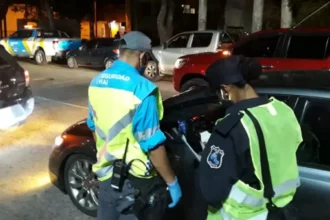 Operativos intensos: más de cien conductores con alcoholemia detectados