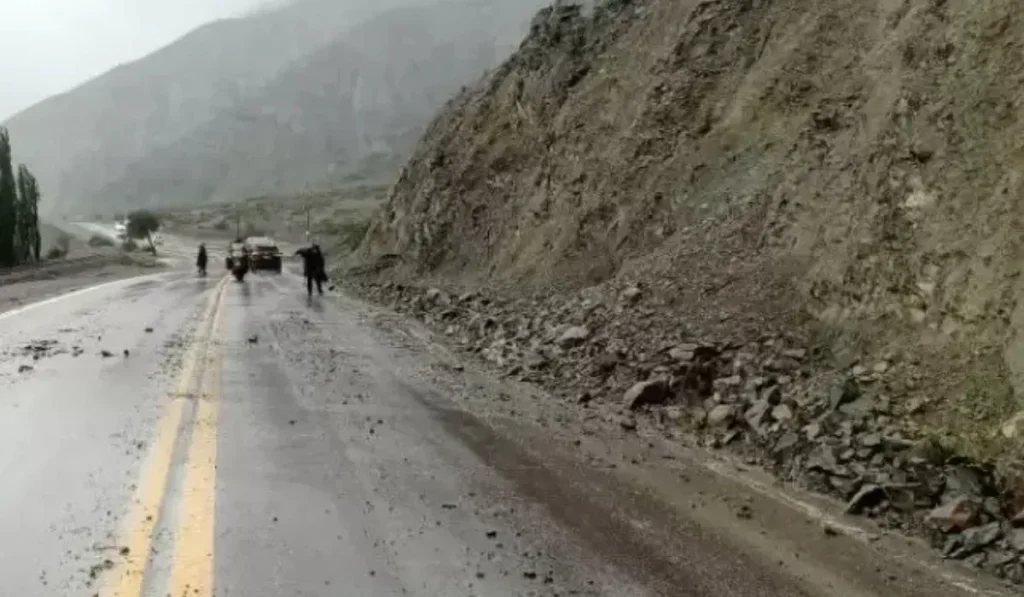 Decenas de caminos afectados: rutas cortadas Jujuy por lluvias e inundaciones