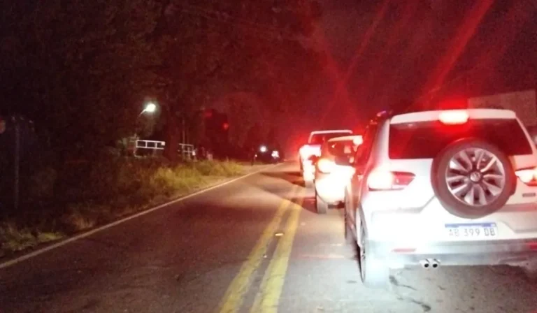 Accidente de moto en Ruta 9: motociclista internado tras colisión con camioneta