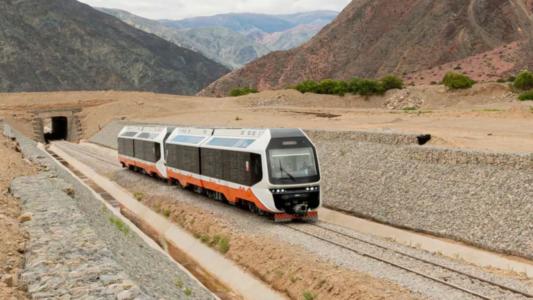 Residentes jujeños siguen accediendo a promoción especial en Tren Solar