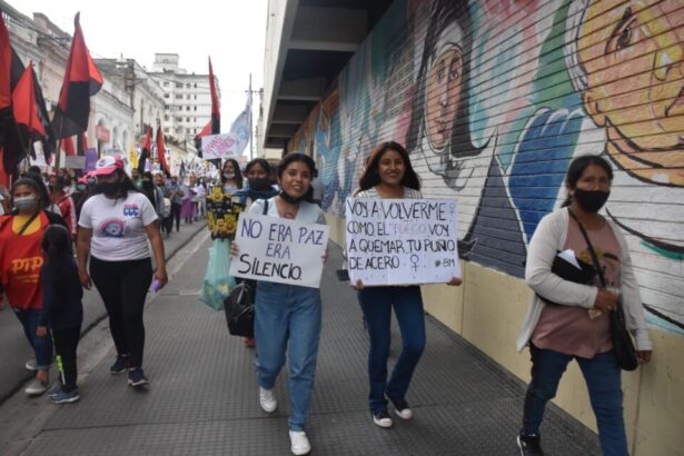 Organizaciones convocan a manifestación feminista en San Salvador