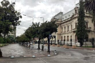 Presentan denuncia penal por hechos violentos en sede gubernamental