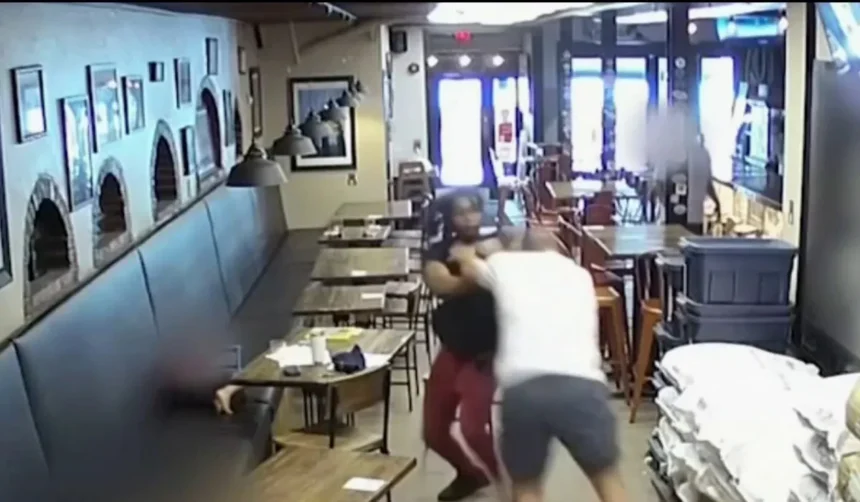 Violento ataque en lomitería céntrica deja a cliente amenazado