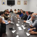 Sadir y Bernis debaten minería y municipalización de Alto Comedero con diputados