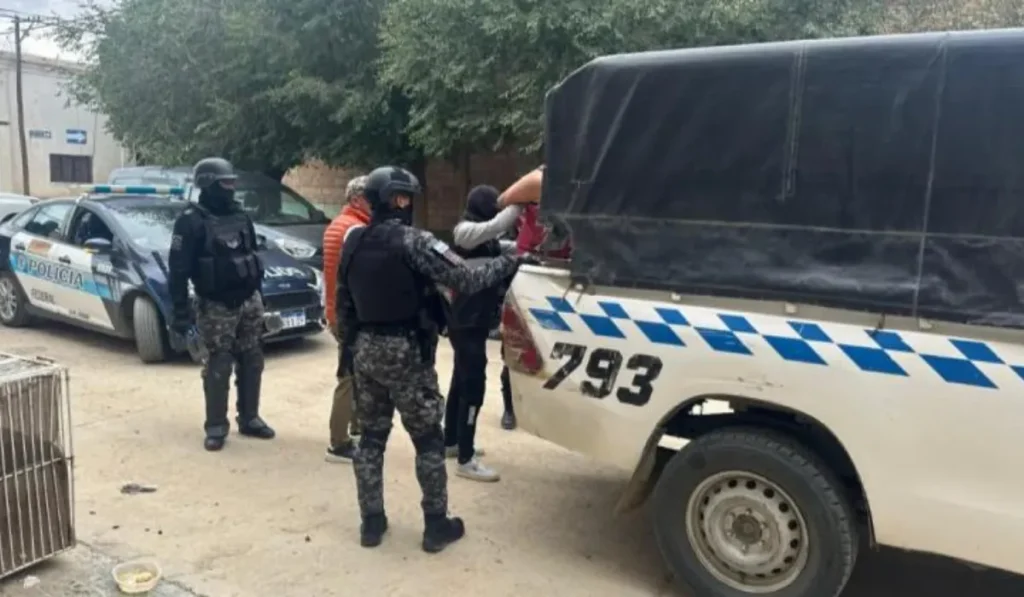 Sargento de la Policía Federal detenido por abuso sexual a su hijastra