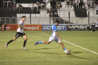 Gimnasia logró su triunfo de visitante ante Chaco For Ever