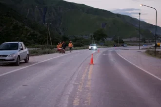 Cortes de rutas en Jujuy por crecidas de ríos y desmoronamientos