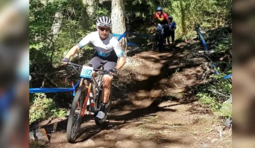 Javier Macías logra el Top Ten en el Mundial Máster de XCO en Chile