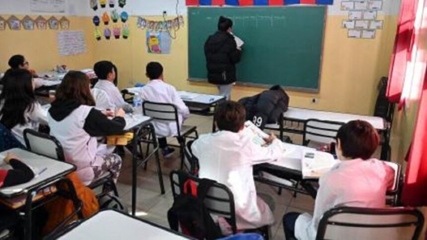 Conflicto gremial marca el regreso a las aulas en Jujuy