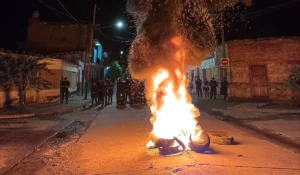 Comunidad de Fraile Pintado se moviliza en marcha Tamara Fierro con resguardo policial