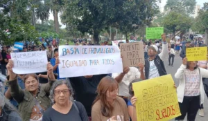 Efectivos policiales cuestionan gestión de negociaciones por aumento salarial