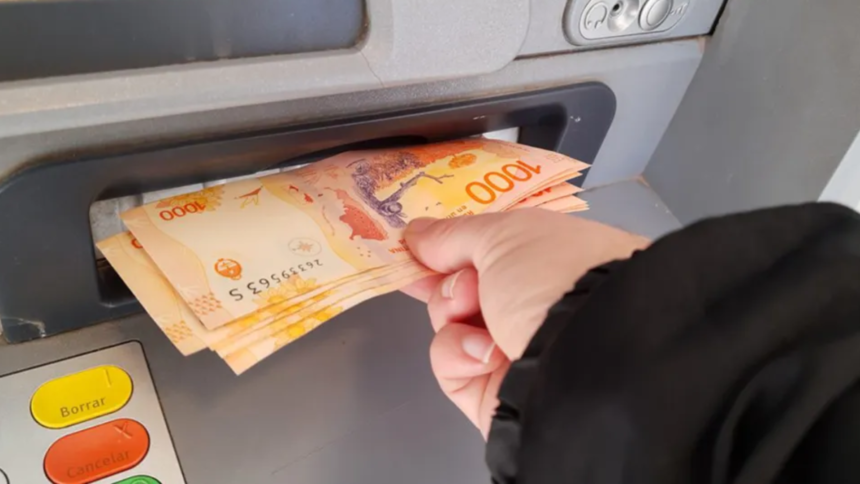 Pagos estatales Jujuy: comienza distribución de sueldos de febrero