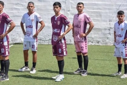 Luján presenta su nueva camiseta para la temporada 2026