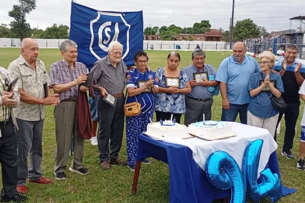 Sportivo Alberdi conmemoró sus 94 años con homenaje a sus socios