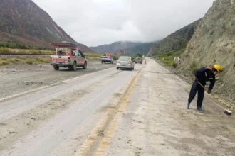 Rutas intransitables en Jujuy: derrumbes y crecidas complican la circulación