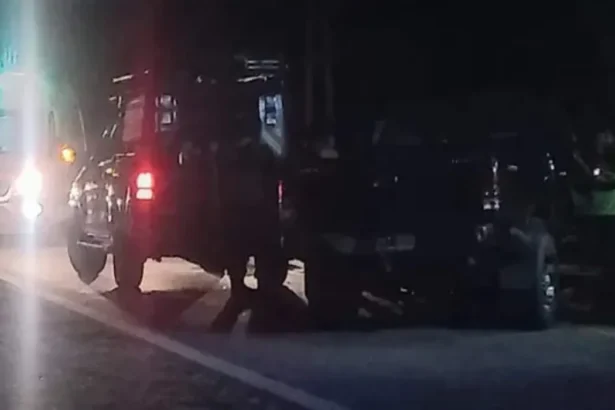 Camión cayó en la Ruta 9 en Bárcena: un joven quedó en grave estado