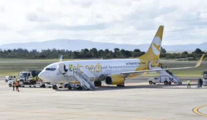 Evacuación de avión en Jujuy por amenaza de bomba en el Aeropuerto Horacio Guzmán