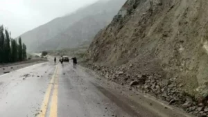 Cortes de rutas en Jujuy por crecidas y desmoronamientos