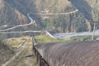 Mujer de 37 años murió tras caer de 6 metros durante trekking en Termas de Reyes