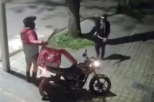 Joven delivery recibió ocho puñaladas en intento de robo de moto