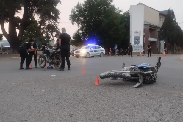 Dos menores graves tras choque de motocicletas en San Pedro de Jujuy