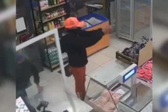 Asalto a mano armada en Perico: encañonaron a empleada para robar comercio