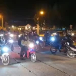 Picada de motos en Jujuy dejó a una joven embarazada herida tras choque en cadena