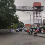 Muerte en el ascensor urbano: hombre se arrojó desde la pasarela de la vieja terminal