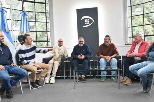 San Salvador de Jujuy conmemora su 433 aniversario con serenata en Ciudad Cultural