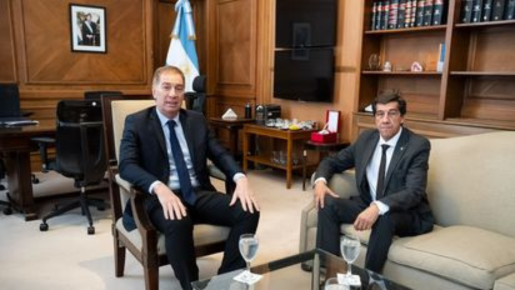 Sadir se reunió con Santilli para exigir soluciones por la caída de la coparticipación federal
