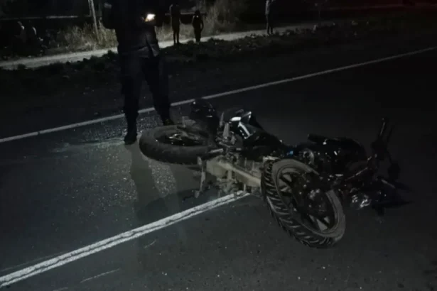 Motociclista falleció tras impactar contra un contenedor de escombros