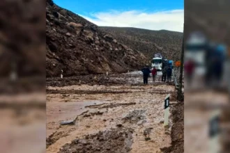 Autoridades habilitan desvío en la Ruta Nacional 52 y advierten sobre riesgos en zona montañosa