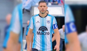 Gimnasia de Jujuy presenta su nueva camiseta para la temporada