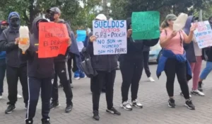 Disparidad de sueldos en la Policía genera malestar en el personal administrativo