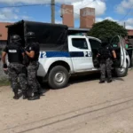 Allanamientos por amenazas a escuelas en Palpalá: secuestran dispositivos