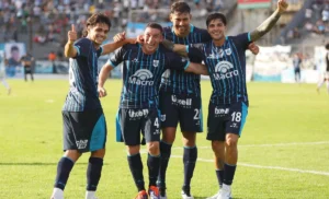 Gimnasia logró una goleada histórica de 6-1 ante Almagro en la Primera Nacional