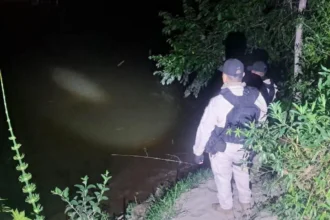 Cayó al Río Lavayén, fue arrastrado y tras horas de búsqueda, hallaron su cuerpo sumergido