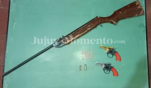 Menor de 12 años ingresó con arma a escuela en Palma Sola y allanaron su domicilio