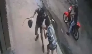 Adolescente fue asaltado por motochorros en Alto Comedero tras dormirse en colectivo