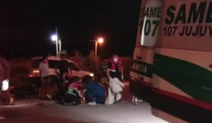 Grave choque en Yuto: niño de 12 años y motociclista internados