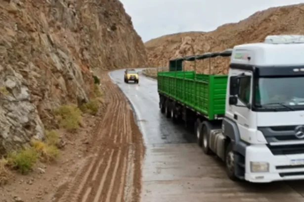 Rutas intransitables por crecidas: Jujuy enfrenta graves problemas de circulación