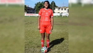 Irina Vargas debutó en la Primera de Gorriti con apenas 16 años