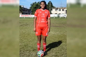 Irina Vargas debutó en la Primera de Gorriti con apenas 16 años