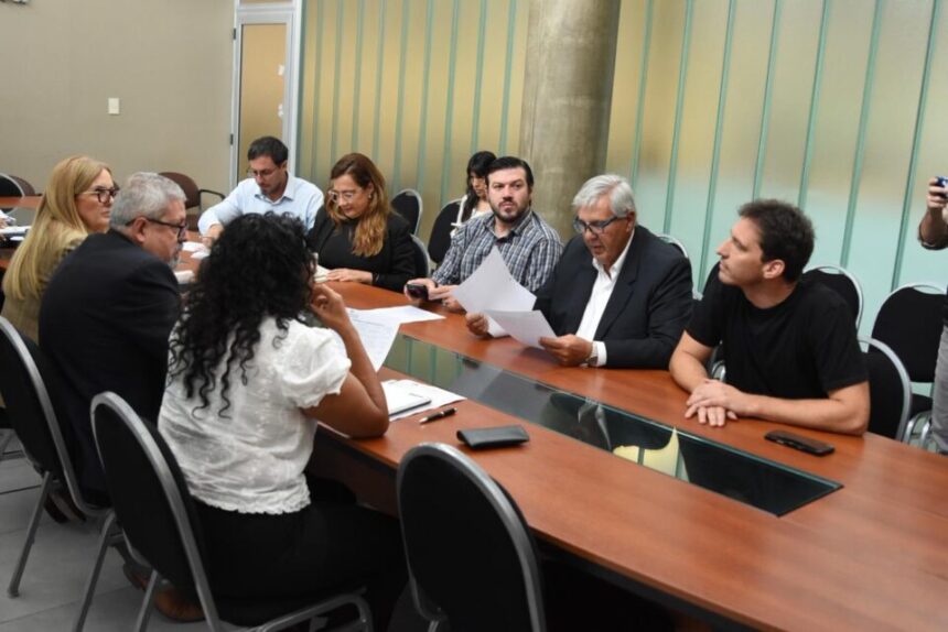 La Comisión de Economía de la Legislatura debatió iniciativas sobre la Hora Silenciosa