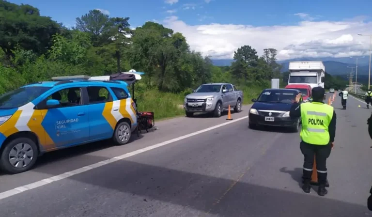 Más de cien actas por alcoholemia y cuarenta siniestros viales en el fin de semana largo de Jujuy