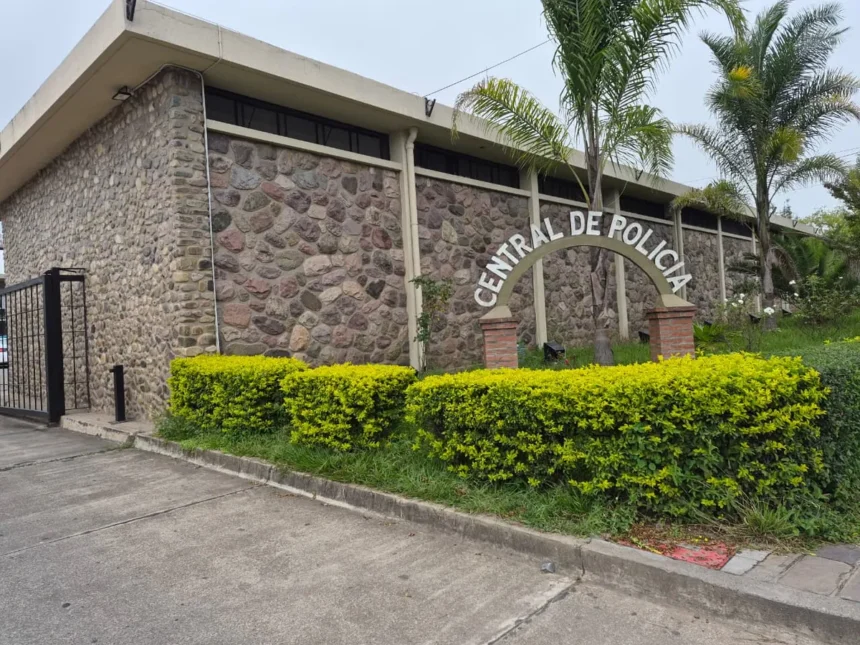 Disparidad salarial policial: el reclamo del personal administrativo en Jujuy