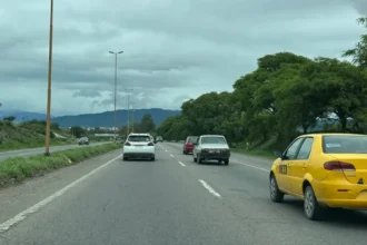 Cortes de rutas en Jujuy: derrumbes y desvíos en múltiples sectores